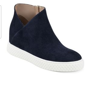 Aerosoles Zirah Navy Blue Booties Size 12